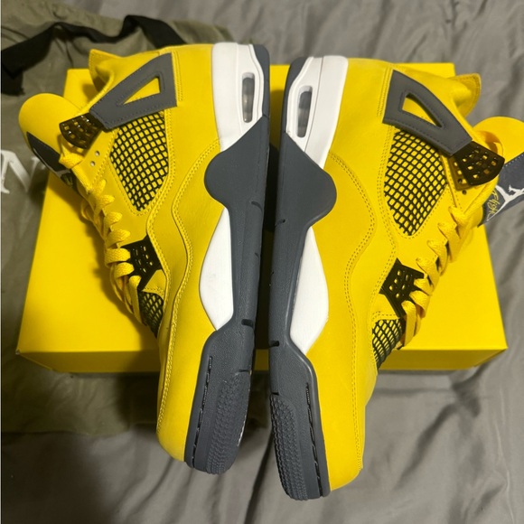 Jordan retro 4 lighting size 14 for sale. - Picture 4 of 8